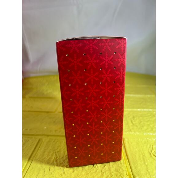 Hallmark Ornament Porcelain Wedding Cake Dated 2019 Premium - Picture 5 of 10